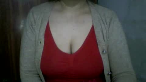 Snapshot of lovely_sweet_girl chatting on 02-11-25, 09:25 katrina follow me guys online show from 02-11-25, 09:25