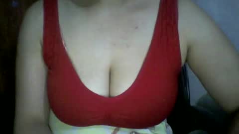 Snapshot of lovely_sweet_girl chatting on 02-17-25, 07:04 katrina follow me guys online show from 02-17-25, 07:04