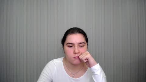 lovelyangel_xx online show from 12-10-24, 12:27