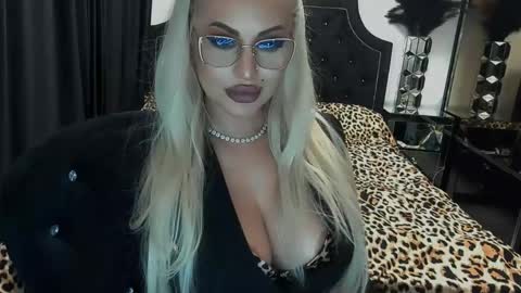 PrAllinXXXa online show from 04-28-26, 11:10