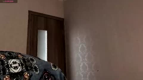 Snapshot of lovelyboobsx chatting on 06-20-26, 02:25 Anelana online show from 06-20-26, 02:25