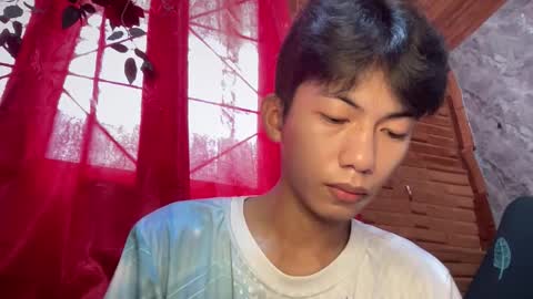 lovelyboy_jm online show from 05-13-26, 01:36