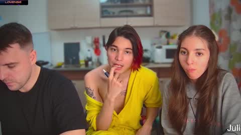 Snapshot of lovelydany3 chatting on 12-11-24, 03:15 lovelydany3 online show from 12-11-24, 03:15