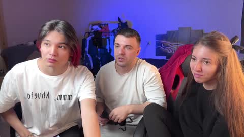 Snapshot of lovelydany3 chatting on 12-19-24, 04:24 lovelydany3 online show from 12-19-24, 04:24