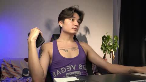 Snapshot of lovelydany3 chatting on 10-23-25, 09:13 lovelydany3 online show from 10-23-25, 09:13