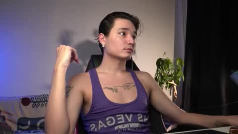 Snapshot of lovelydany3 chatting on 10-25-25, 12:29 lovelydany3 online show from 10-25-25, 12:29