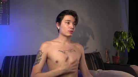 Snapshot of lovelydany3 chatting on 10-26-25, 08:37 lovelydany3 online show from 10-26-25, 08:37