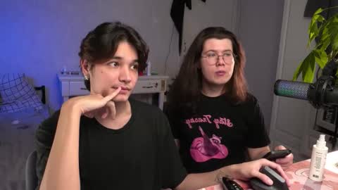 Snapshot of lovelydany3 chatting on 11-21-25, 03:22 lovelydany3 online show from 11-21-25, 03:22