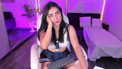 Lovely online show from 10-21-25, 05:13