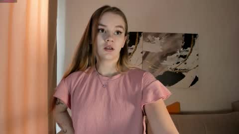 lovelygracee online show from 10-13-25, 12:38