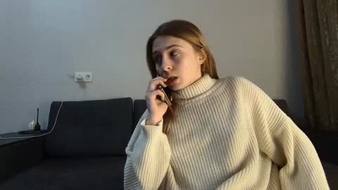 Snapshot of lovelykatea chatting on 01-22-25, 03:40 Kate only online show from 01-22-25, 03:40