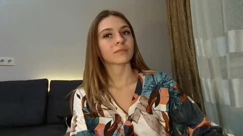 Snapshot of lovelykatea chatting on 02-09-25, 02:07 Kate only online show from 02-09-25, 02:07