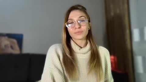 Snapshot of lovelykatea chatting on 03-09-25, 02:54 Kate only online show from 03-09-25, 02:54