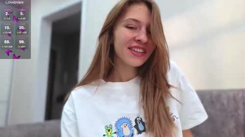 Snapshot of lovelykatea chatting on 09-22-25, 12:18 Kate only online show from 09-22-25, 12:18