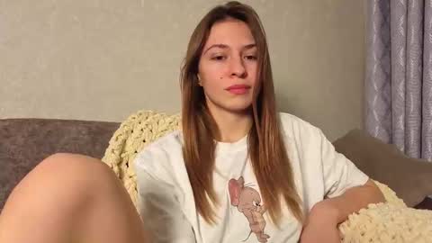 Snapshot of lovelykatea chatting on 12-04-25, 12:03 Kate only online show from 12-04-25, 12:03