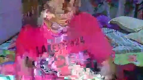 Snapshot of lovelyladylynxxx chatting on 12-21-24, 11:22 LocwlyLSYlYNXXX online show from 12-21-24, 11:22