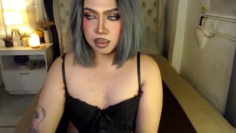 Rebeca online show from 01-19-25, 05:18