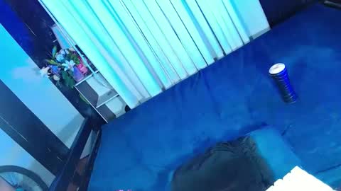 lovelymiss_shyna11 online show from 02-12-25, 09:20