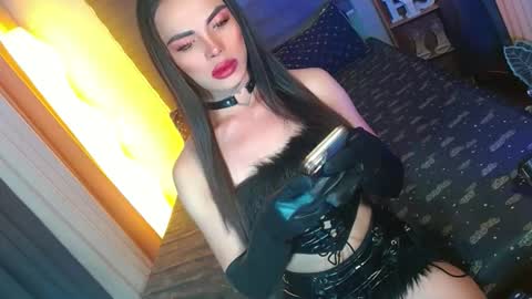 lovelymiss_shyna11 online show from 03-07-26, 10:12