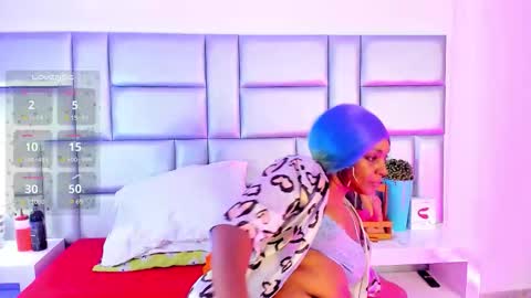 Nicky online show from 09-12-25, 01:33