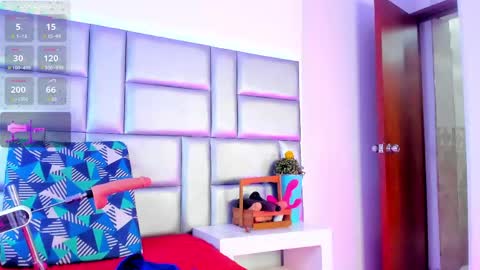 Nicky online show from 04-24-26, 01:02