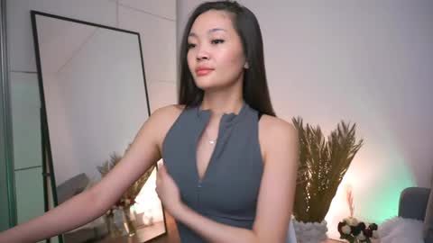 kim online show from 02-12-25, 05:48