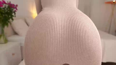 kim online show from 11-14-25, 04:17