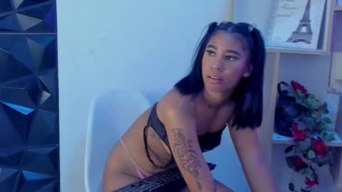 lovelypeachss online show from 03-29-26, 04:07