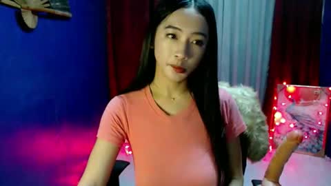 lovelypetite143 online show from 05-24-26, 03:17