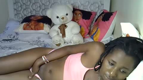 lovelytin online show from 02-26-26, 03:11