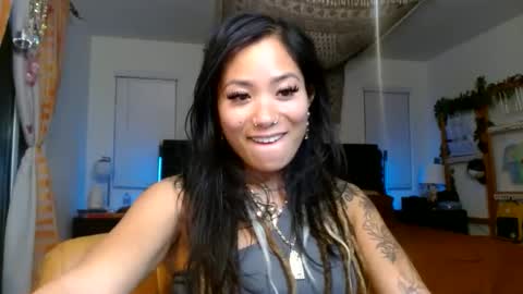 Snapshot of lovelyxmacii chatting on 09-12-25, 05:29 lovelyxmacii online show from 09-12-25, 05:29