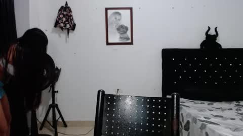 loveme_d online show from 10-30-25, 03:02