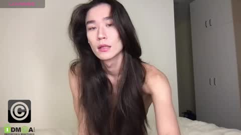 Snapshot of lovememore000 chatting on 02-26-25, 05:39 Mikie online show from 02-26-25, 05:39