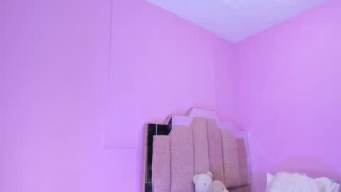 L O V E  online show from 09-12-25, 11:32