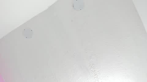 L O V E  online show from 10-15-25, 12:05