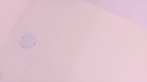 L O V E  online show from 03-16-26, 12:09