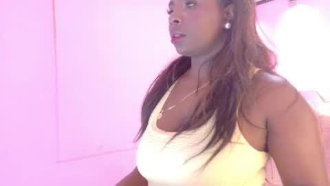 L O V E  online show from 04-28-26, 11:37