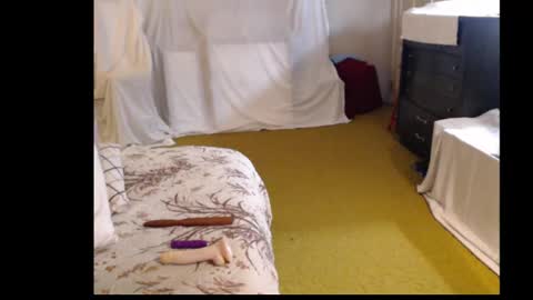 Snapshot of lover31660 chatting on 10-06-25, 01:14 Lover31660 online show from 10-06-25, 01:14