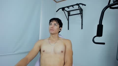 Snapshot of lover_fitnessboy chatting on 12-29-24, 11:50 kevin online show from 12-29-24, 11:50