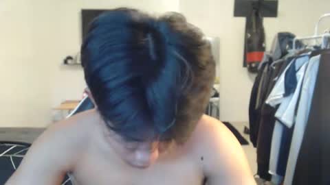 Snapshot of loverboyph04 chatting on 11-22-25, 01:04 loverboyph04 online show from 11-22-25, 01:04