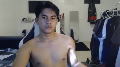 Snapshot of loverboyph04 chatting on 11-26-25, 12:55 loverboyph04 online show from 11-26-25, 12:55