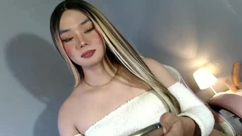 lovers moon22 online show from 01-19-25, 01:00