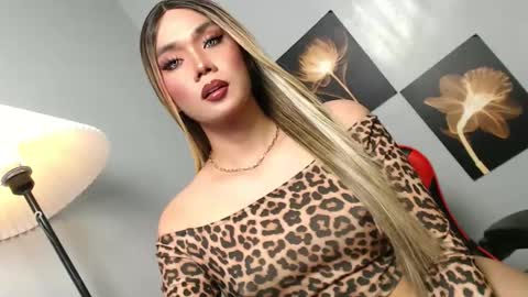 lovers moon22 online show from 12-04-25, 11:52