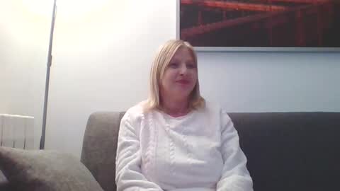 Marlyn online show from 12-30-24, 07:42