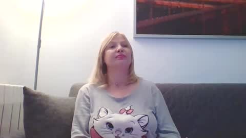 Marlyn online show from 01-07-25, 05:09