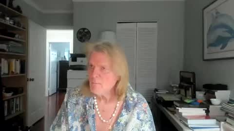 Snapshot of lovestylistwomen chatting on 09-21-25, 09:49 Michael online show from 09-21-25, 09:49