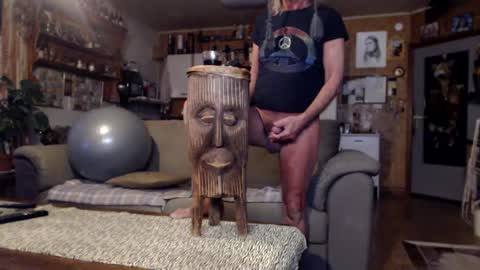 Snapshot of lovetobenaked10 chatting on 01-26-25, 04:30 aaron online show from 01-26-25, 04:30