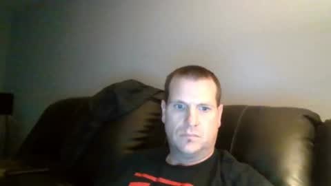 Snapshot of lovetocum37 chatting on 12-22-24, 06:37 lovetocum37 online show from 12-22-24, 06:37