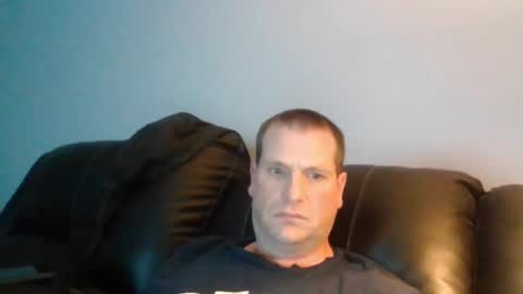 Snapshot of lovetocum37 chatting on 02-06-25, 04:42 lovetocum37 online show from 02-06-25, 04:42