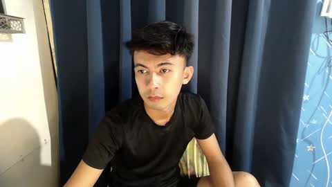 lovetosuckxox online show from 02-25-25, 12:45